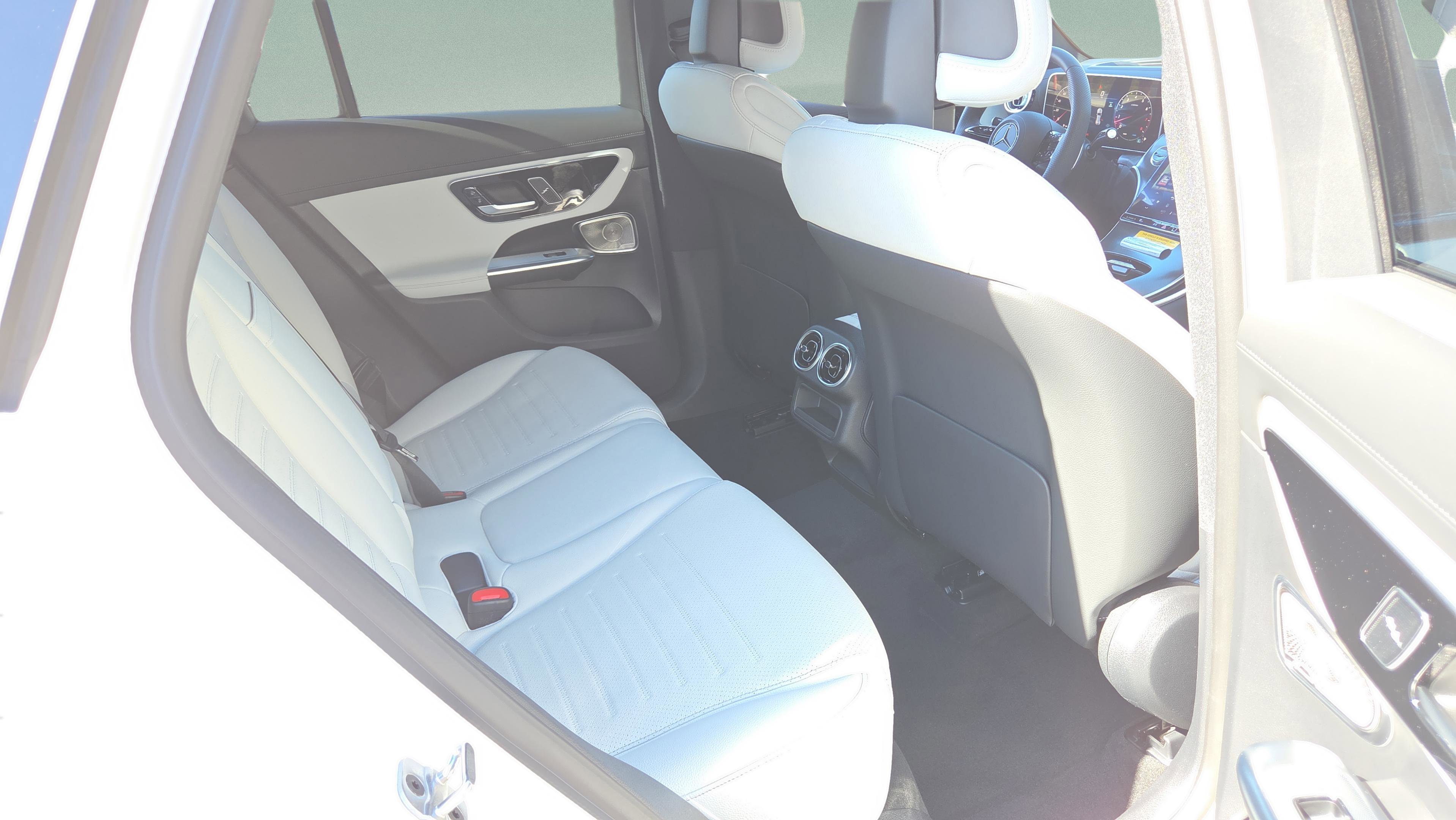 New 2026 Mercedes-Benz GLC 300 image 19