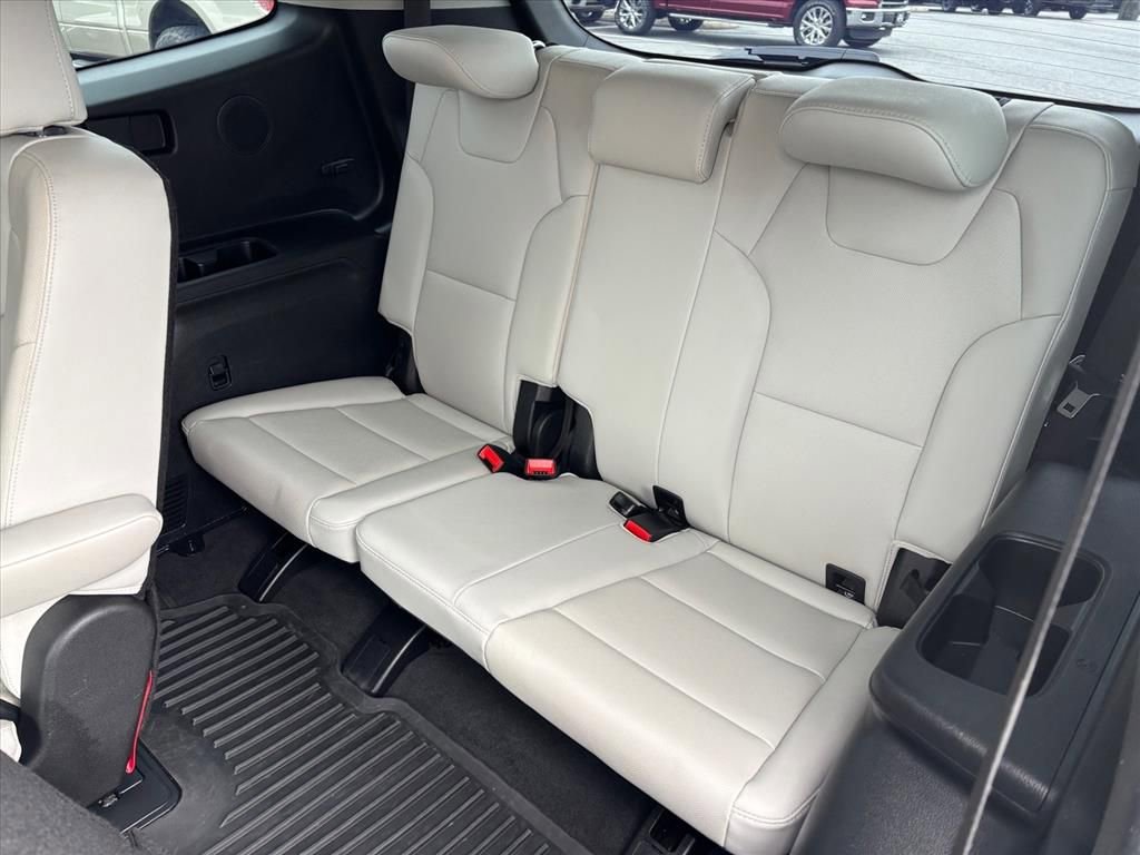 Used 2024 Kia Telluride SX w/ Towing Package image 13