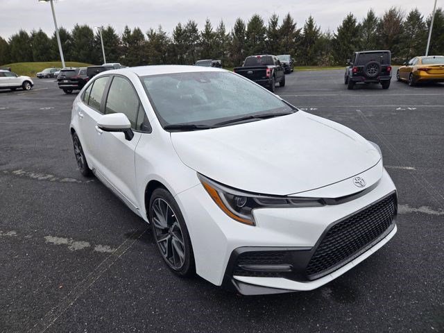 Used 2022 Toyota Corolla SE image 5