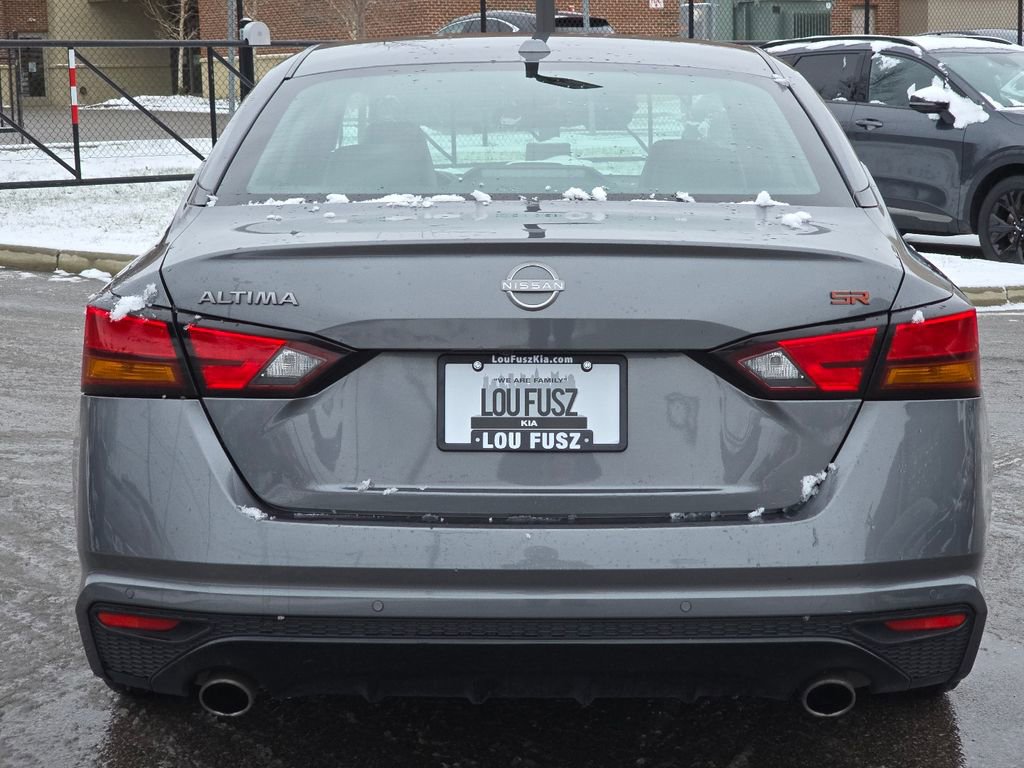 Used 2024 Nissan Altima 2.5 SR image 13