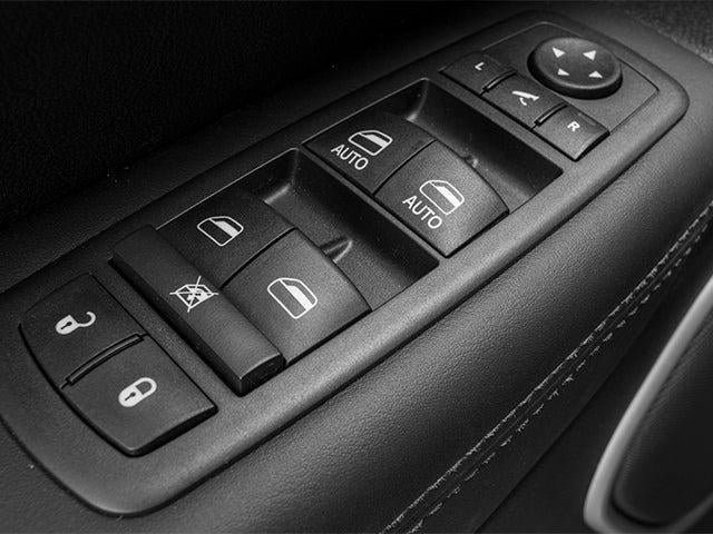 Used 2014 Jeep Grand Cherokee Summit AWD/4WD image 20