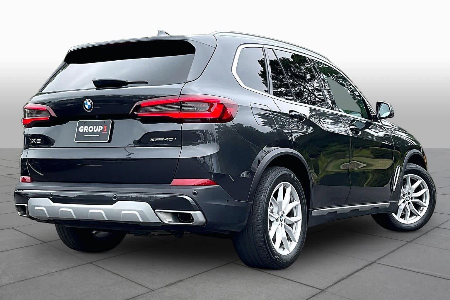 Used 2023 BMW X5 xDrive40i w/ Premium Package AWD/4WD image 12
