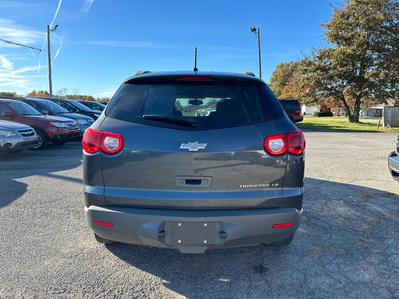 Used 2012 Chevrolet Traverse LS image 5