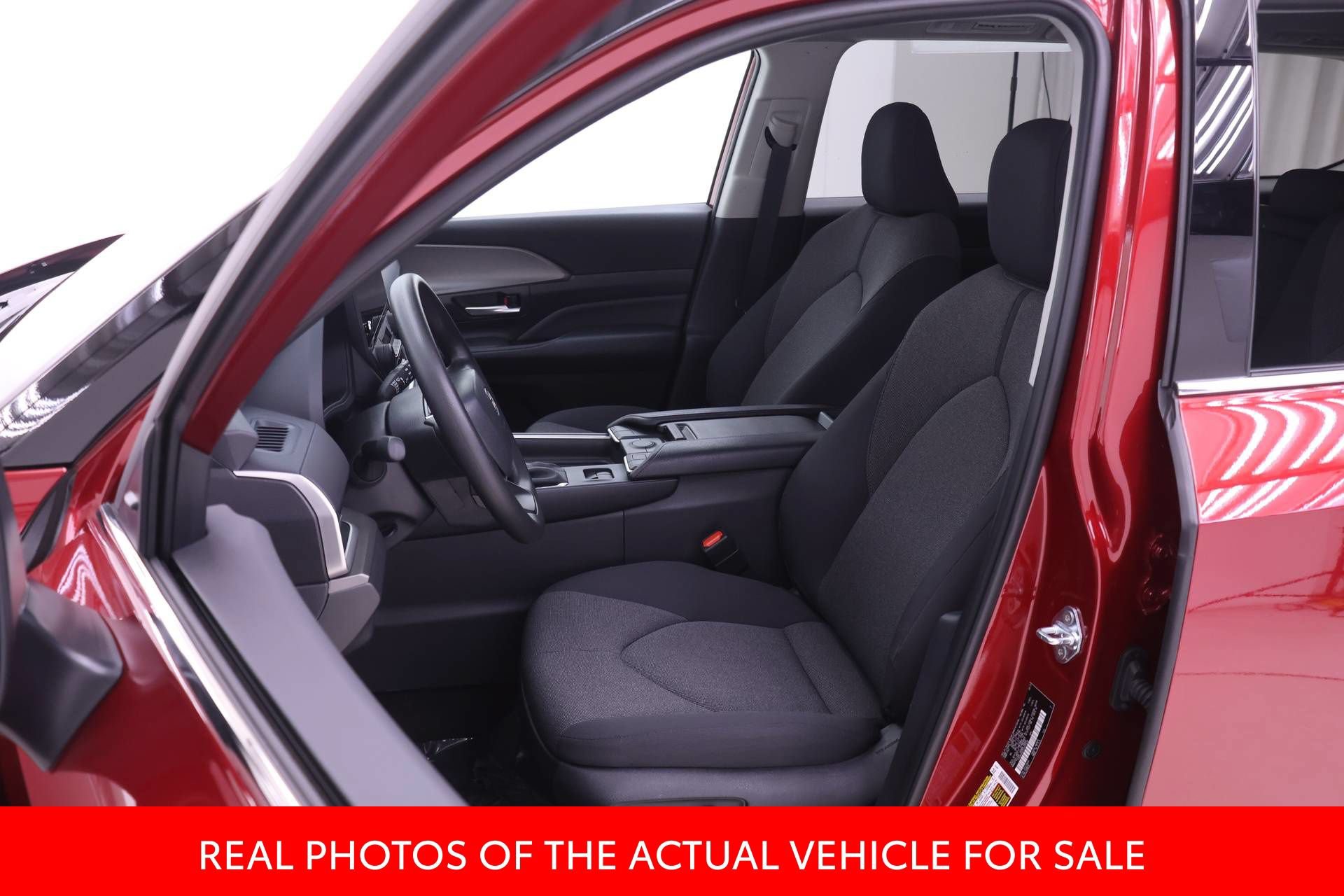 Certified 2025 Toyota Grand Highlander FWD image 4