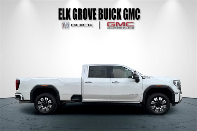 Used 2025 GMC Sierra 3500 Denali image 3
