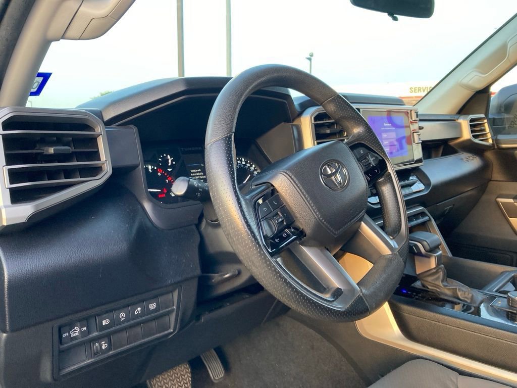 Used 2022 Toyota Tundra SR5 image 9