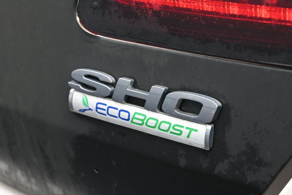 Used 2017 Ford Taurus SHO AWD/4WD image 12