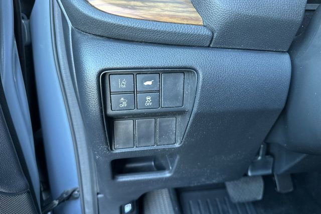 Used 2020 Honda CR-V Touring image 37