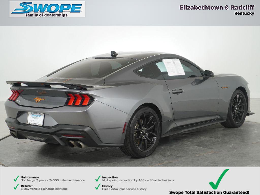 Used 2024 Ford Mustang Coupe RWD image 3