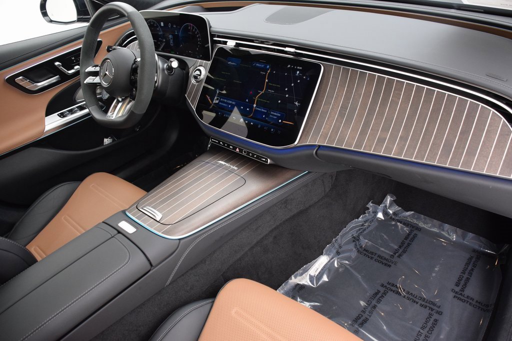 Used 2025 Mercedes-Benz E 53 AMG e 4MATIC Sedan image 14