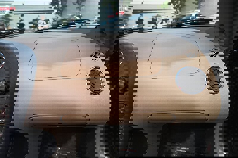 Used 2006 Pontiac Solstice Convertible w/ Premium Package image 45