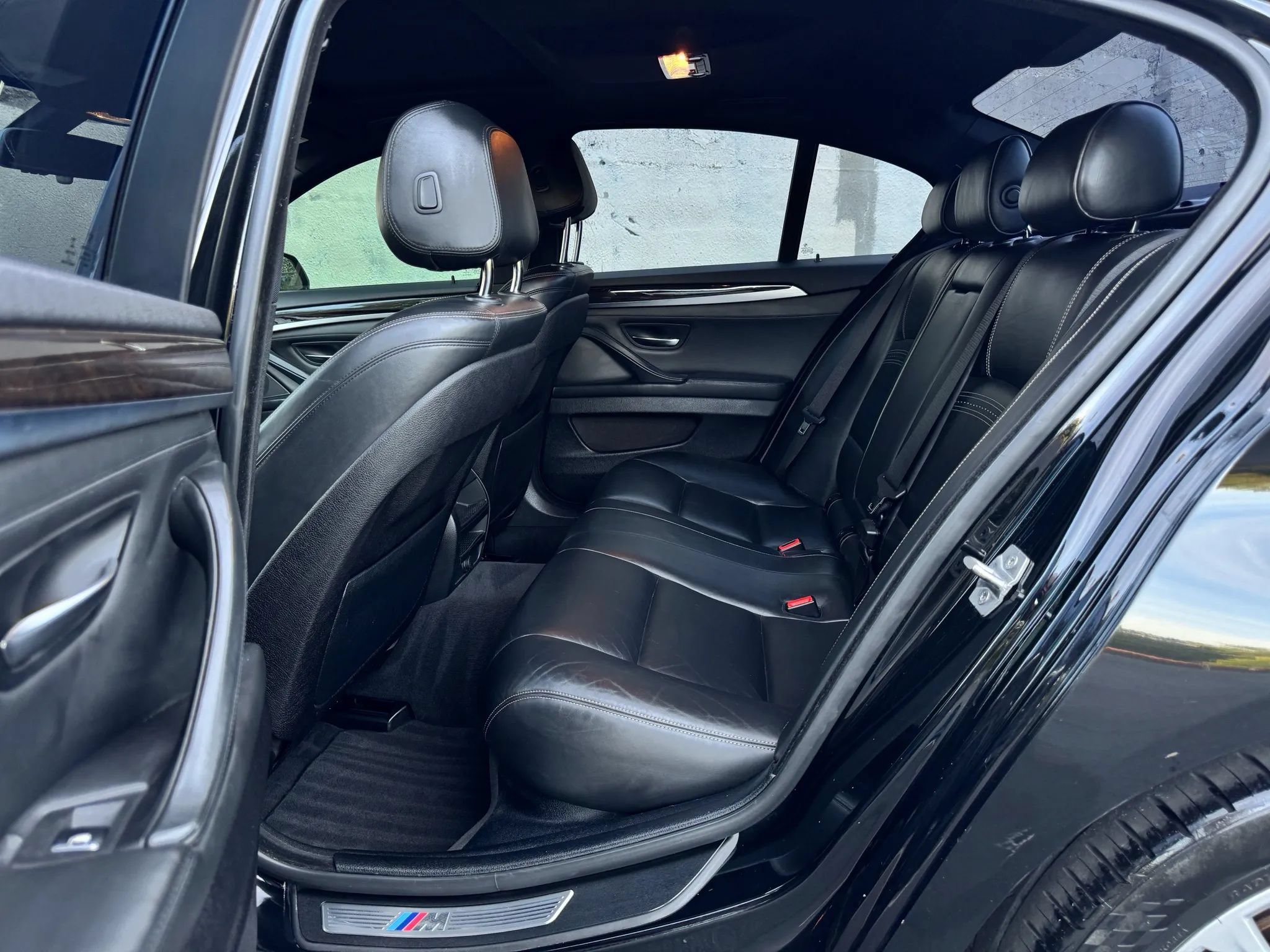 Used 2016 BMW 528i Sedan RWD image 17