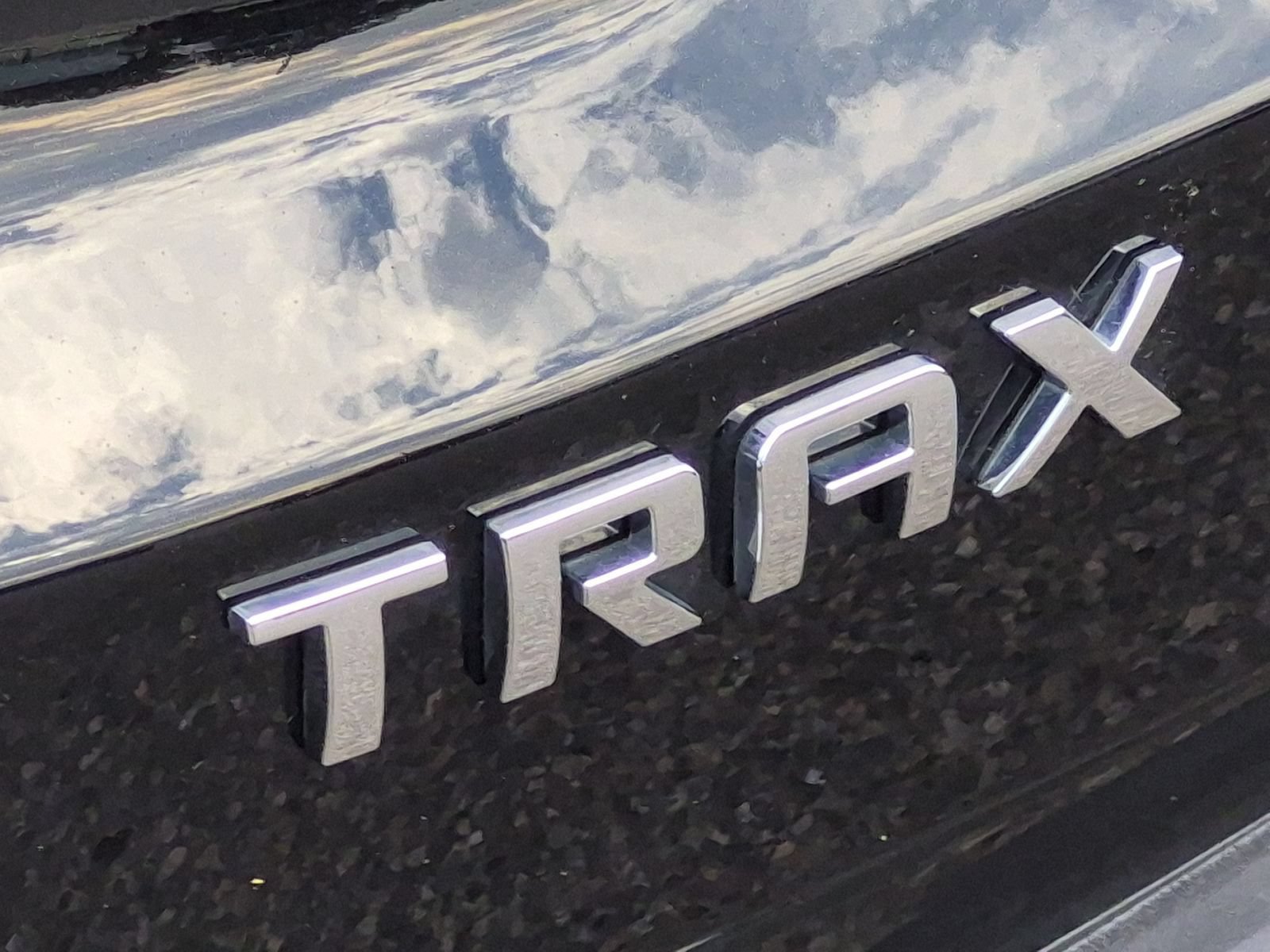 Used 2026 Chevrolet Trax LT FWD image 13