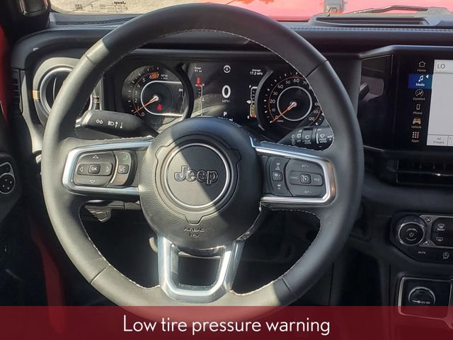 Used 2025 Jeep Wrangler Sahara w/ Safety Group AWD/4WD image 35