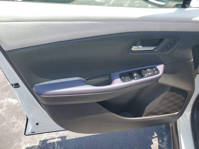 Certified 2026 Nissan Leaf Platinum+ w/ Floor Mat Package (Platinum+) FWD image 13