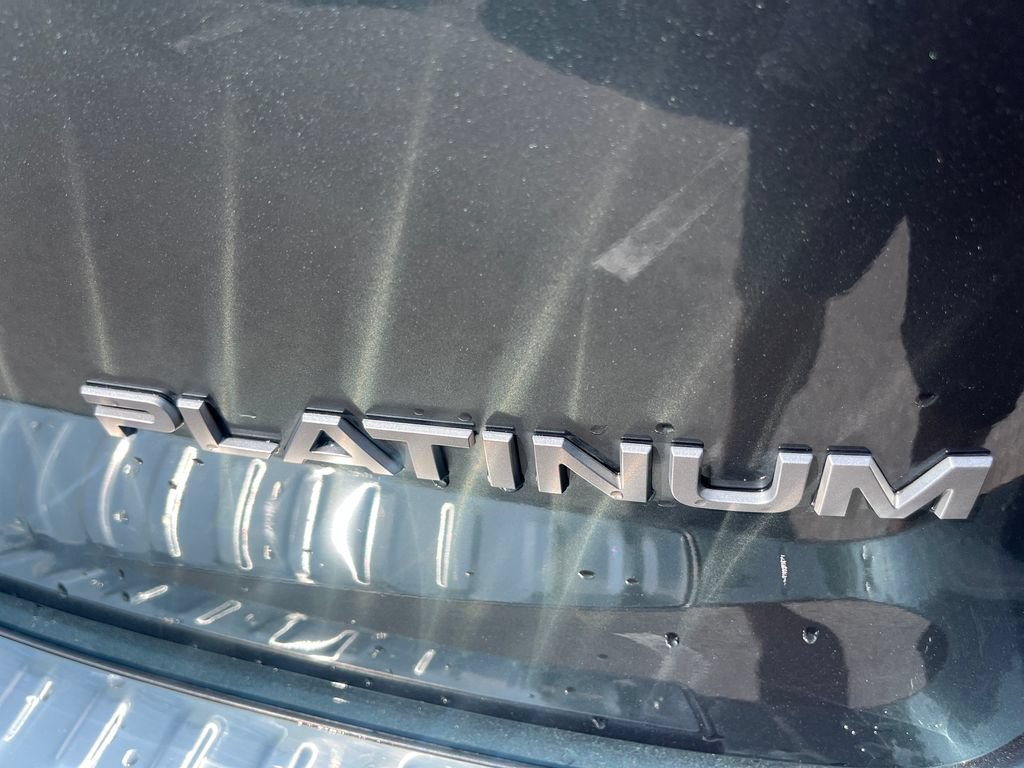 Certified 2026 Nissan Armada Platinum w/ Convenience Package RWD image 42