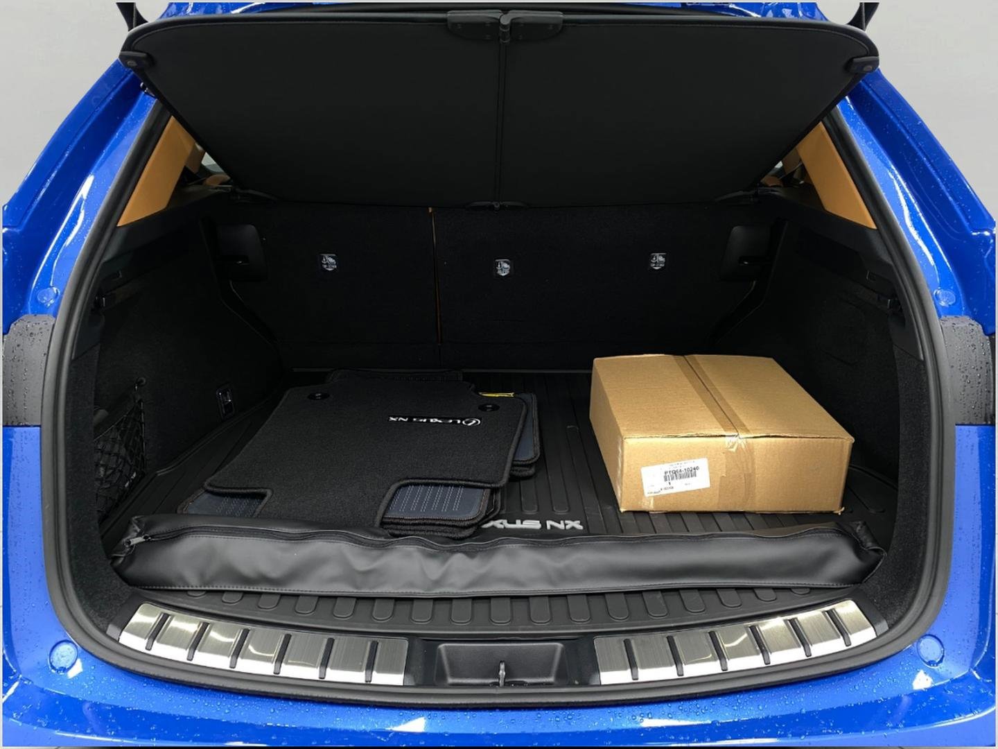 New 2026 Lexus NX 450h+ AWD w/ Luxury Package image 5