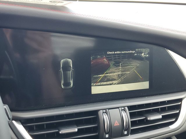 New 2025 Alfa Romeo Giulia w/ Driving Assist Package image 13