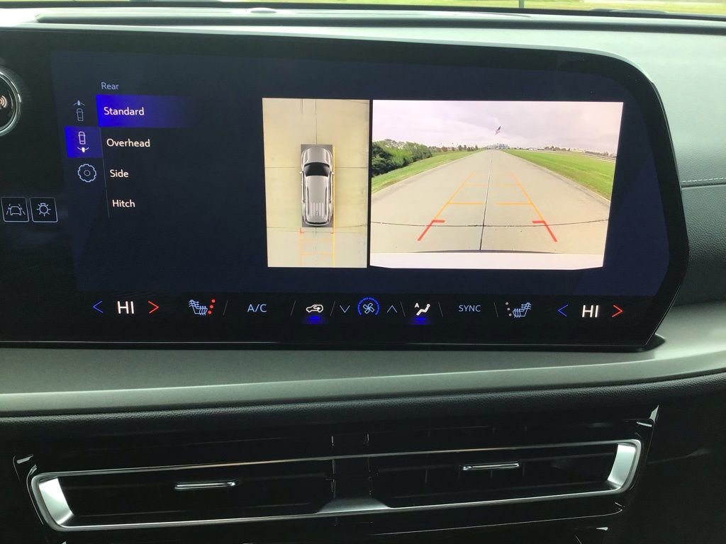 New 2026 Chevrolet Traverse LT w/ Driver Confidence Package image 48