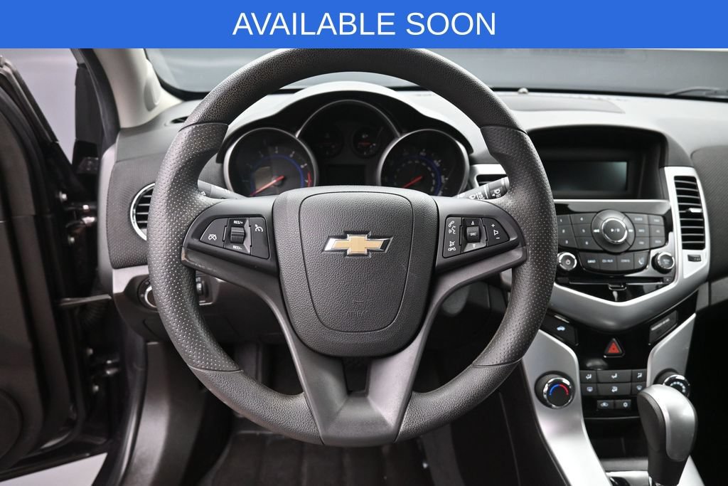 Used 2016 Chevrolet Cruze LT FWD image 16