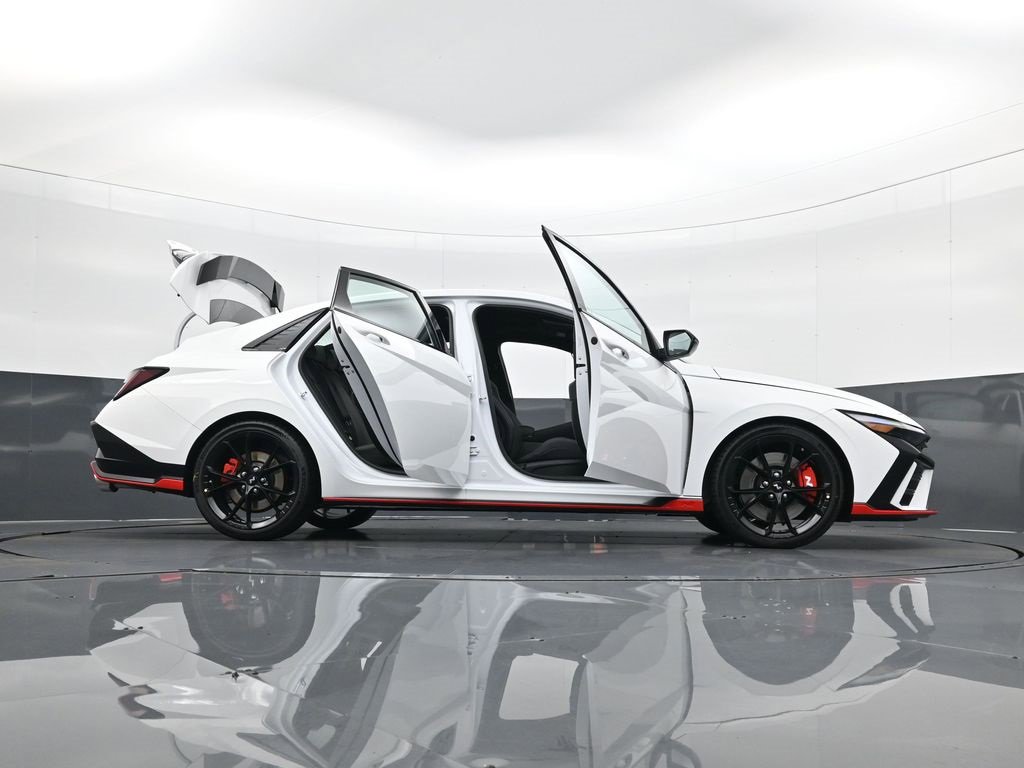 New 2025 Hyundai Elantra N image 33