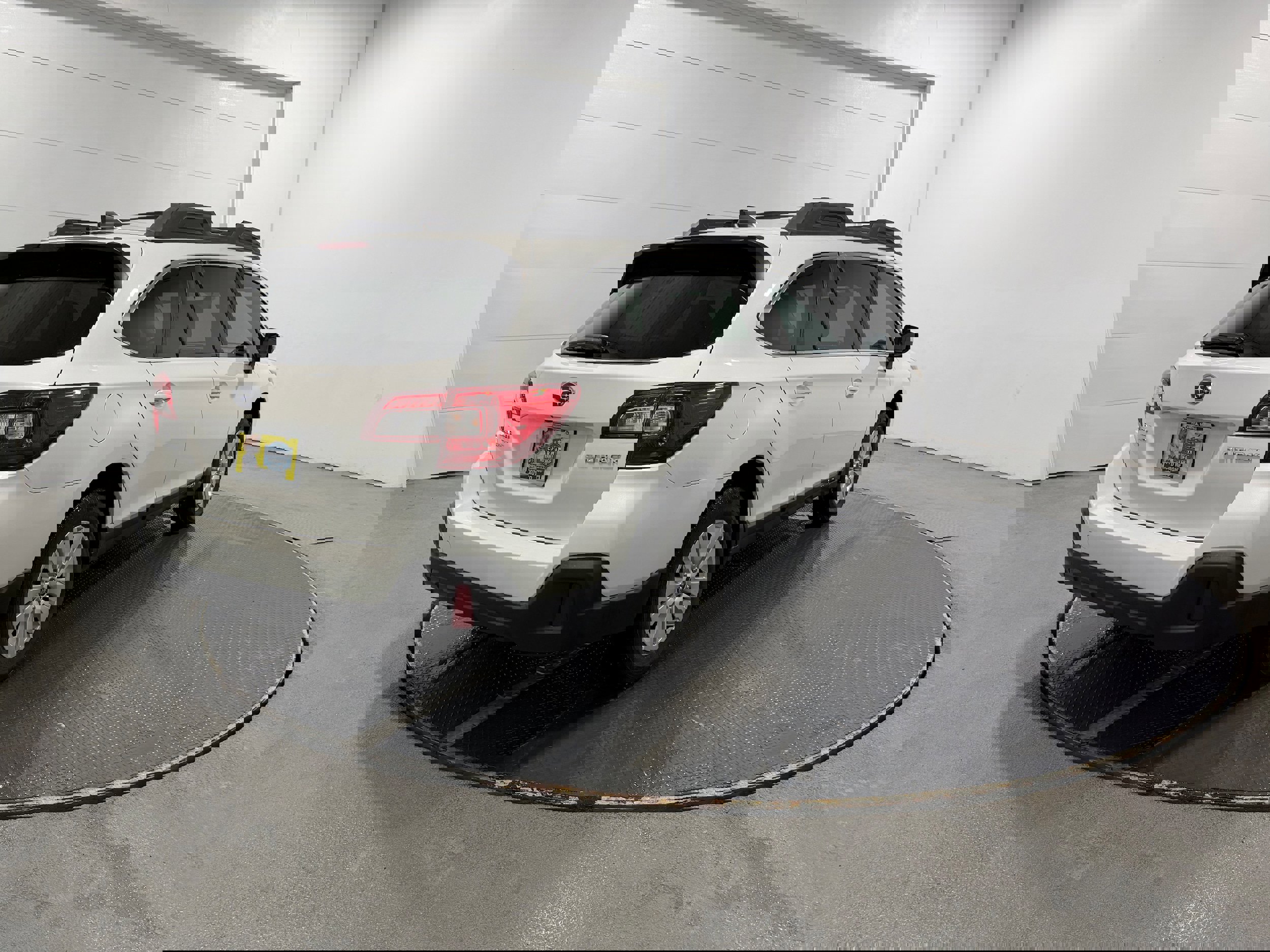 Used 2018 Subaru Outback 2.5i Premium image 29