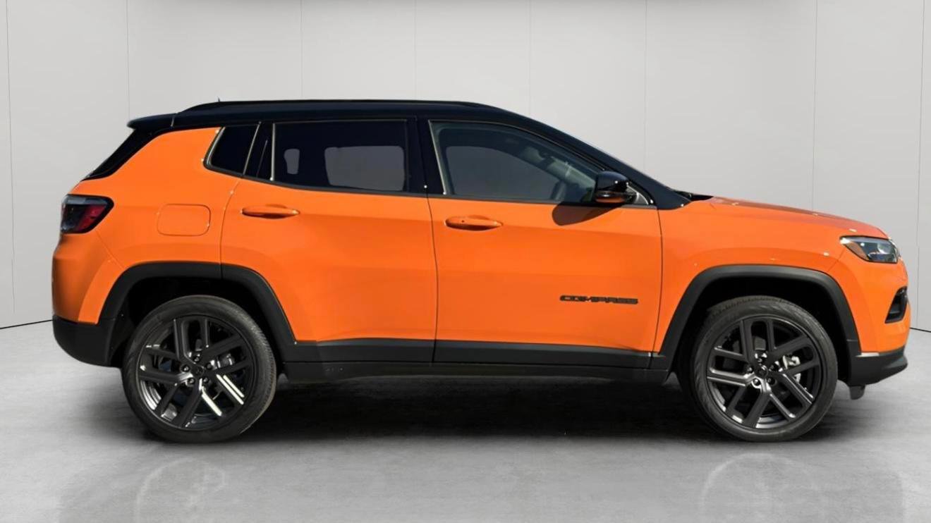 New 2026 Jeep Compass Limited image 3