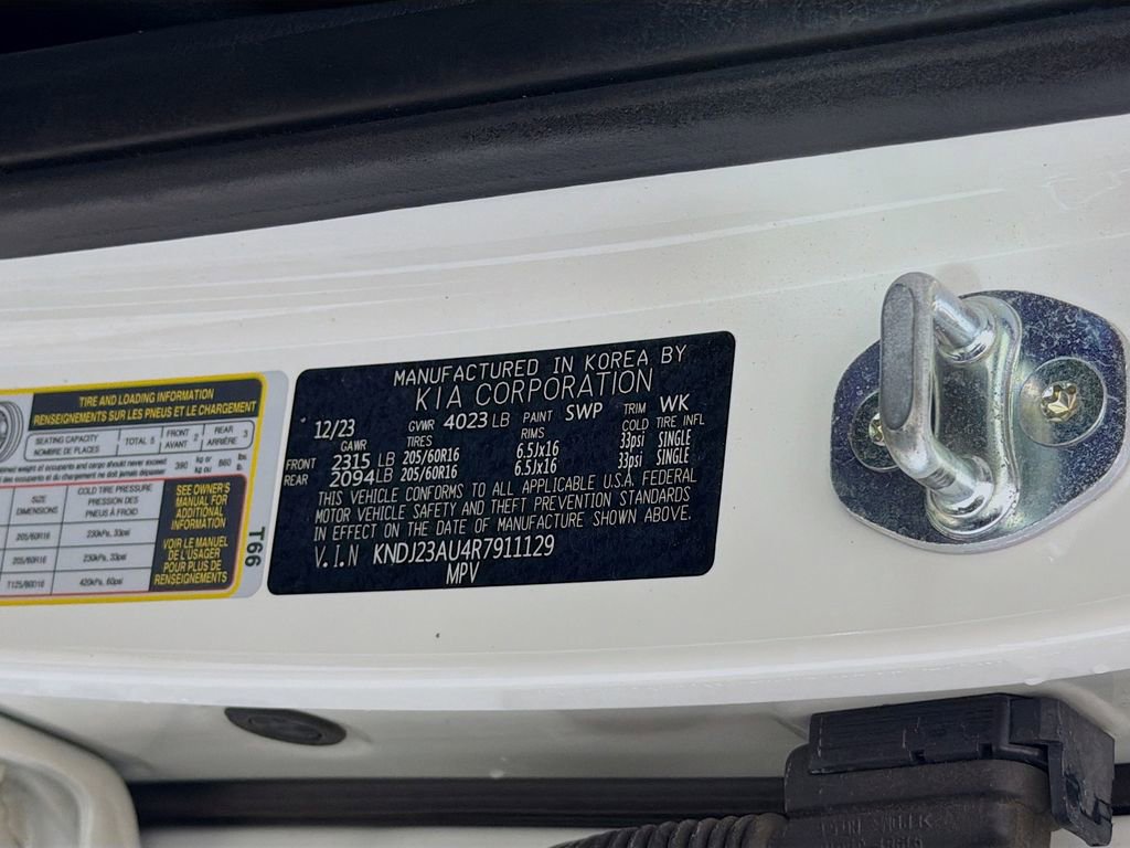 Used 2024 Kia Soul LX w/ Option Group 015 image 30