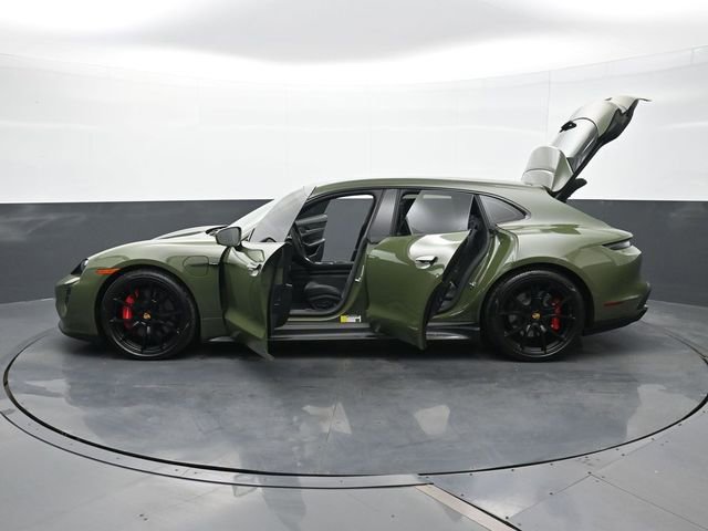 Certified 2023 Porsche Taycan GTS image 31