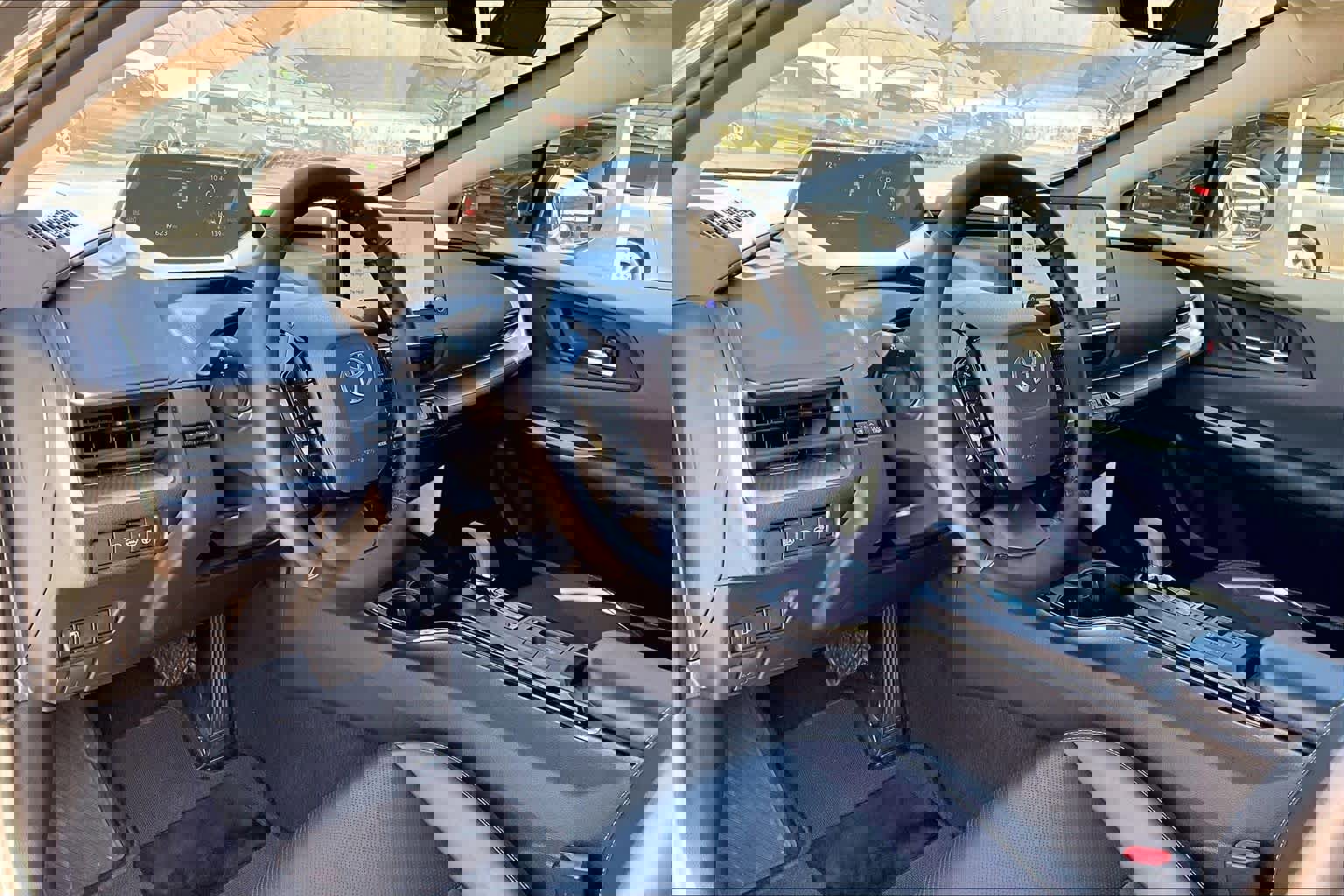 Used 2024 Toyota Prius XLE image 16