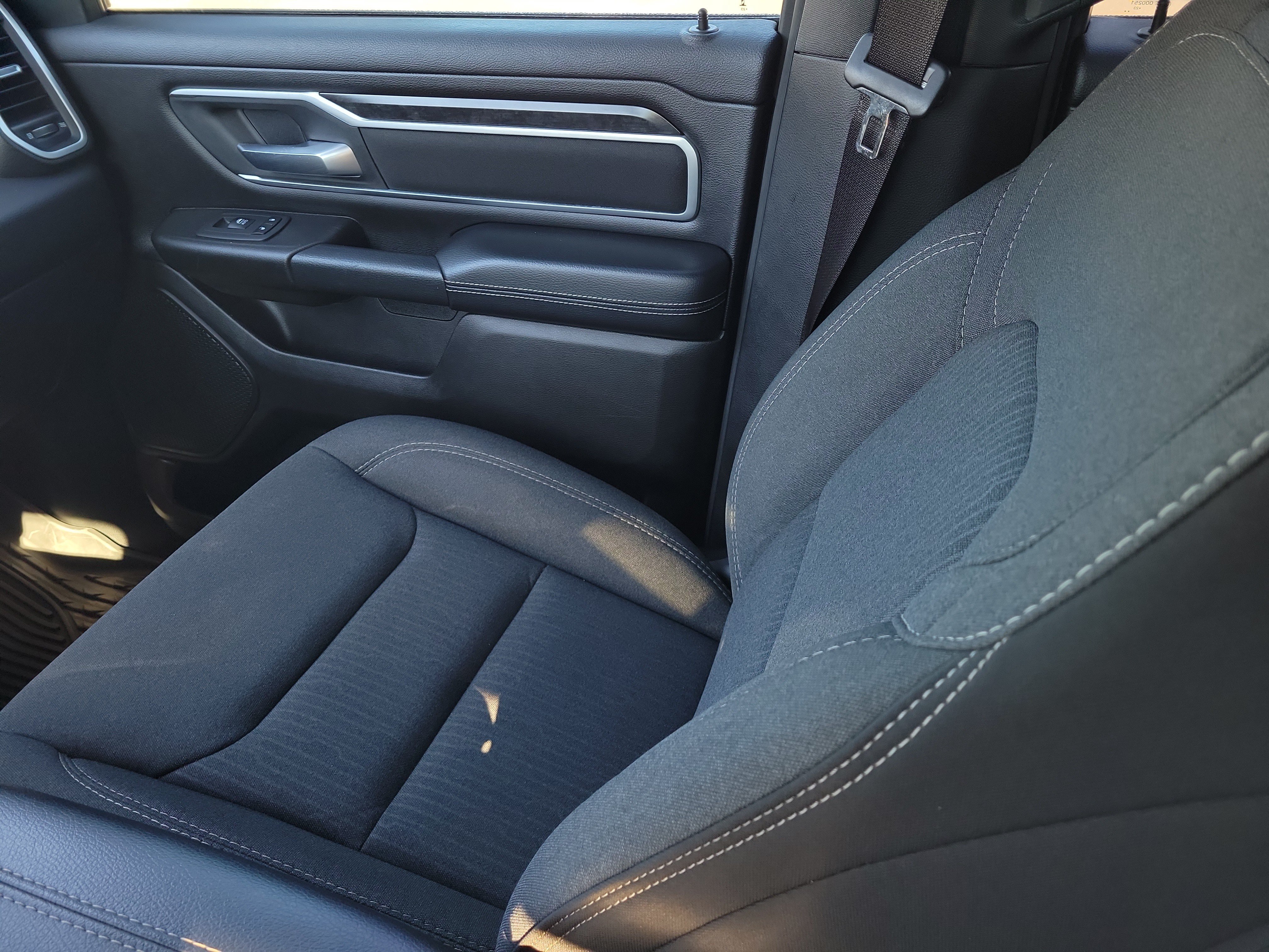 Used 2023 RAM 1500 Big Horn RWD image 17