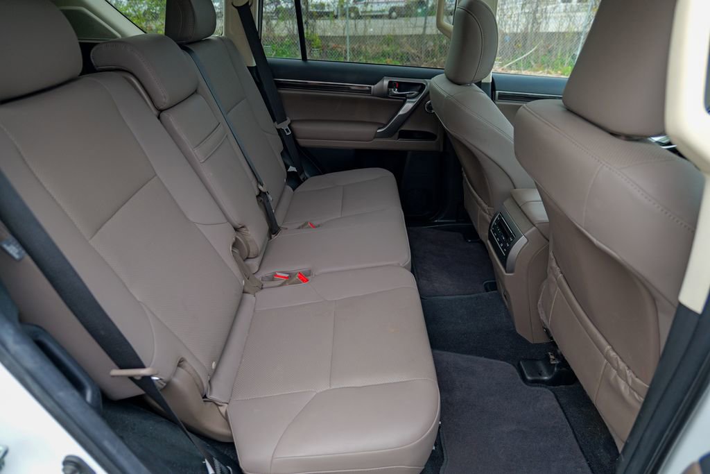 Used 2023 Lexus GX 460 Premium w/ Premium Plus Package AWD/4WD image 32