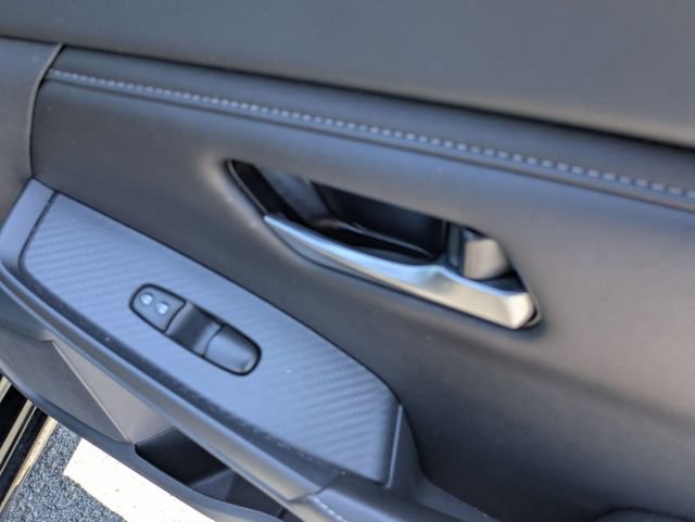 Used 2025 Nissan Sentra SV FWD image 29