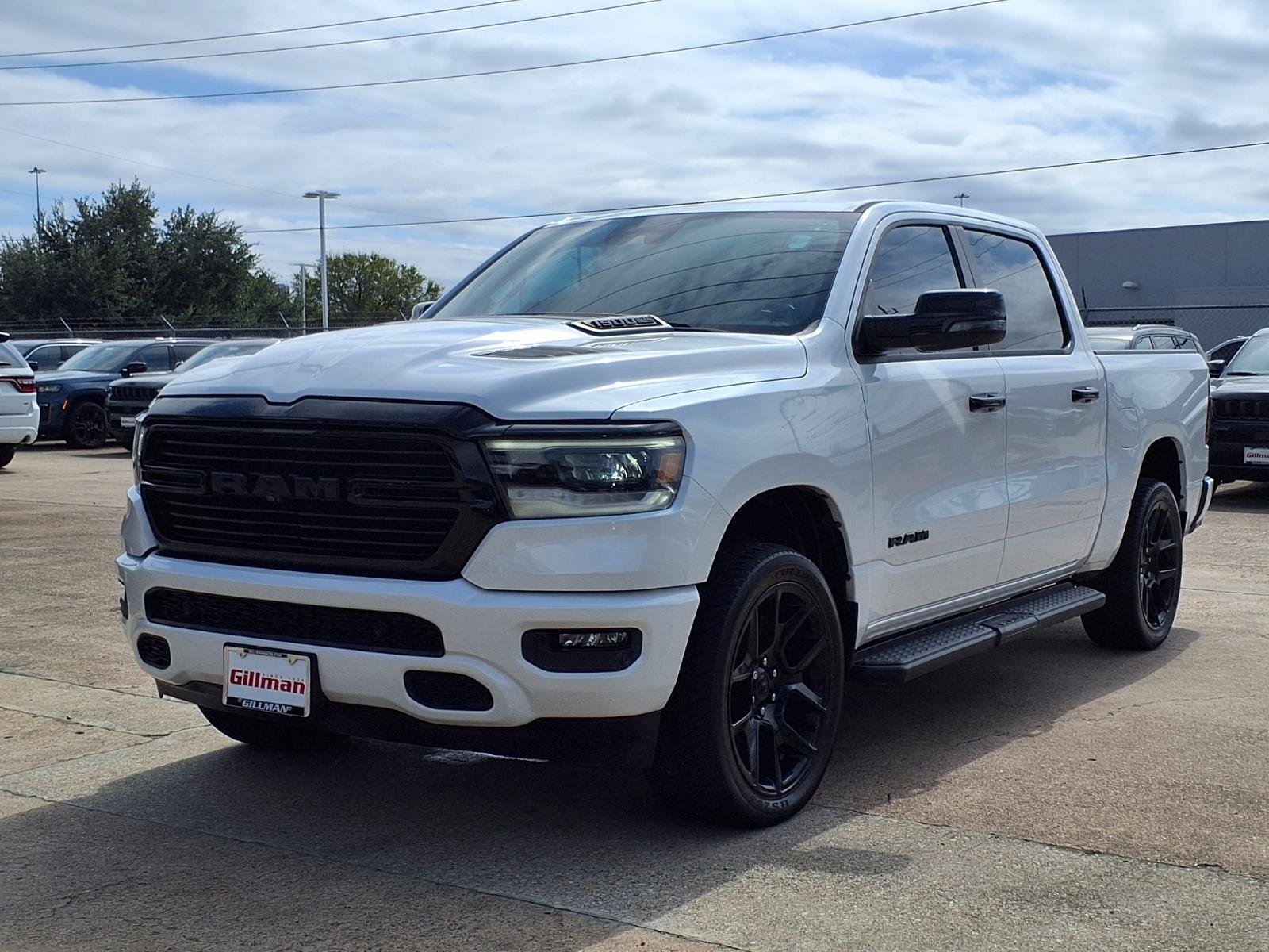 Used 2023 RAM 1500 Laramie AWD/4WD image 6