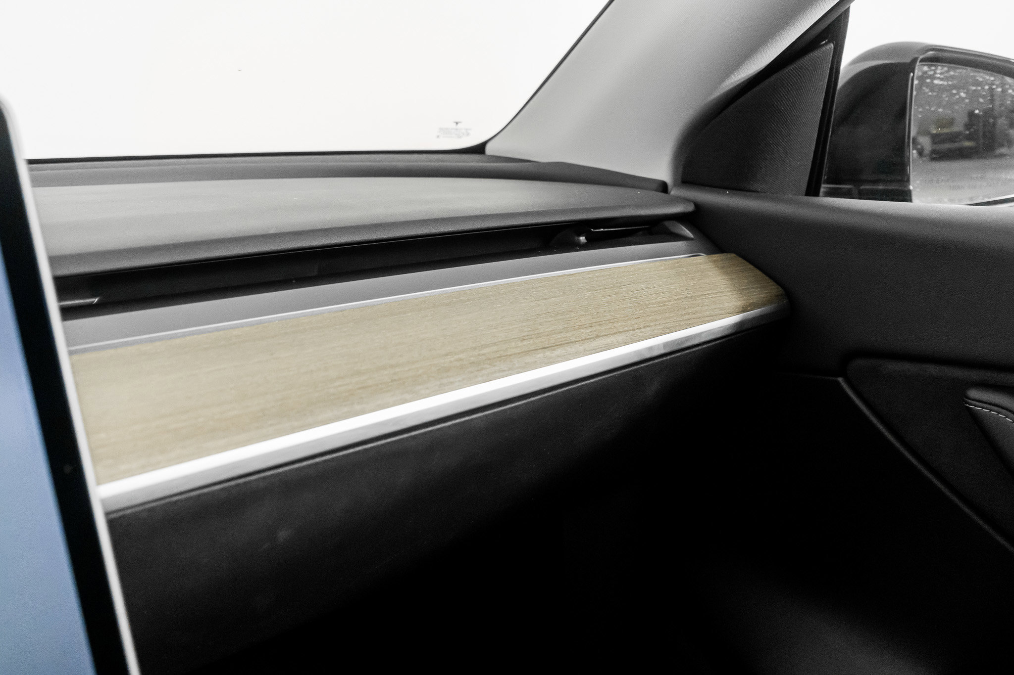 Used 2022 Tesla Model Y Long Range image 32