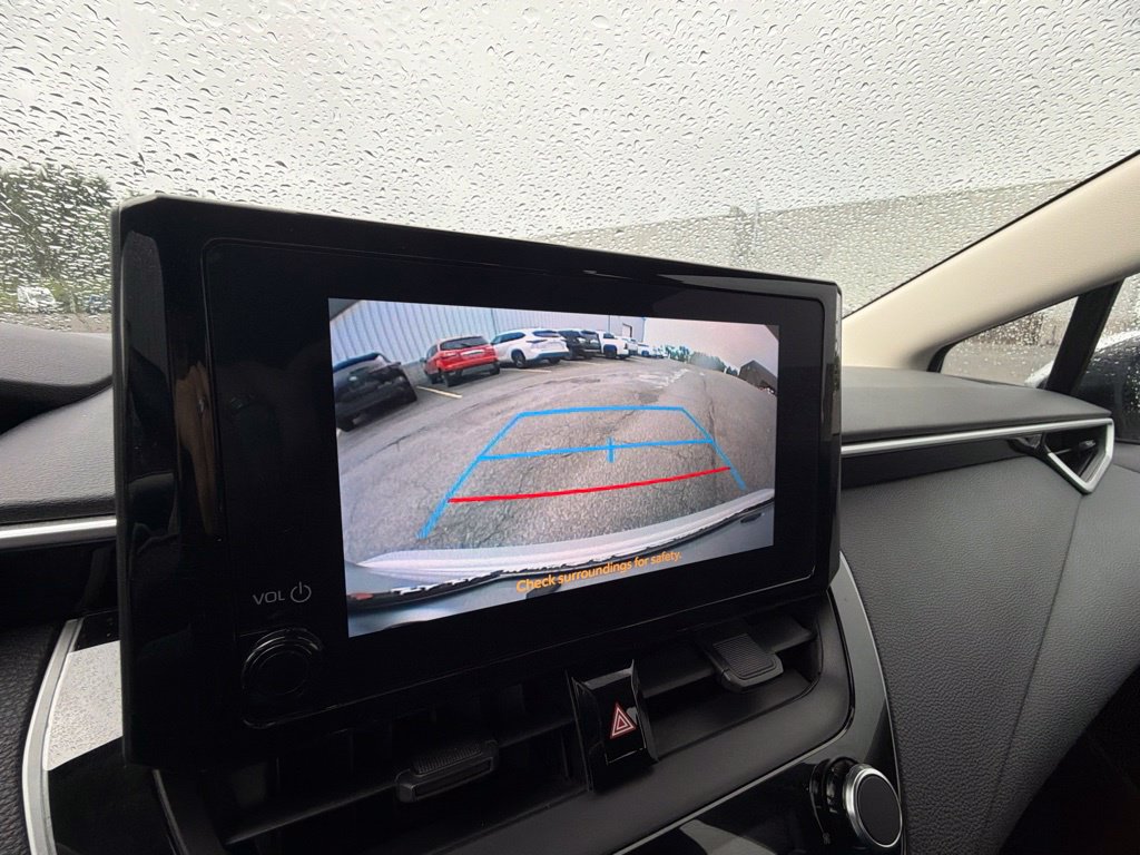 Used 2024 Toyota Corolla LE FWD image 21