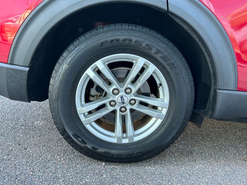 Used 2020 Ford Explorer XLT image 44