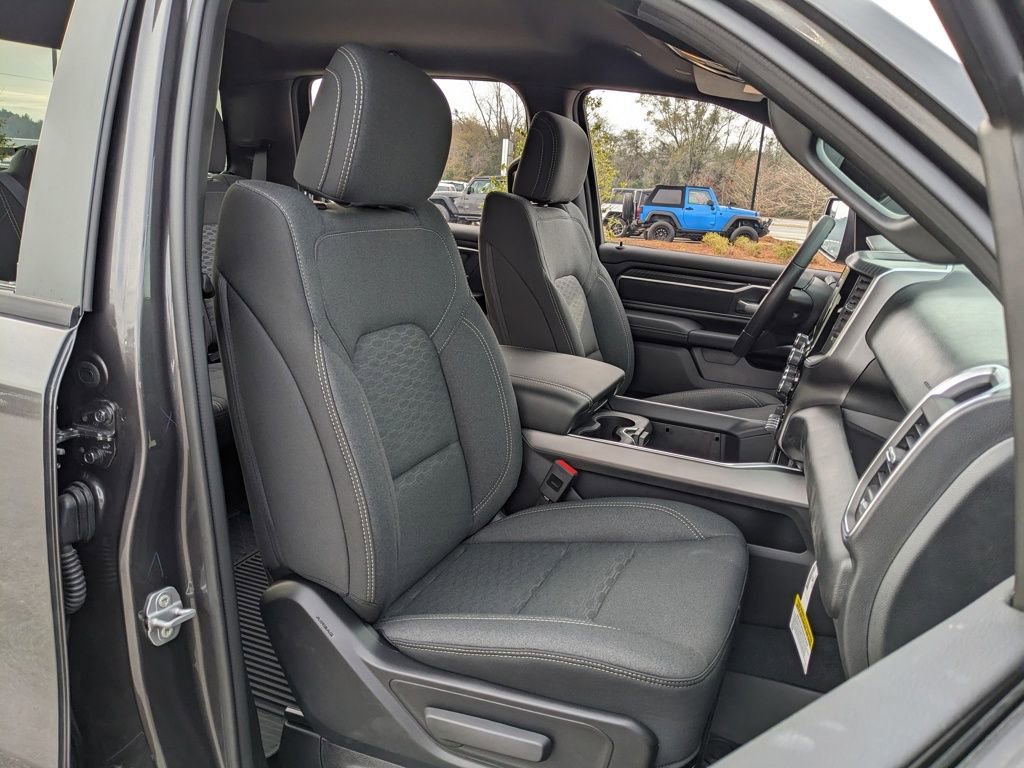 New 2026 RAM 1500 Big Horn w/ Night Edition AWD/4WD image 43
