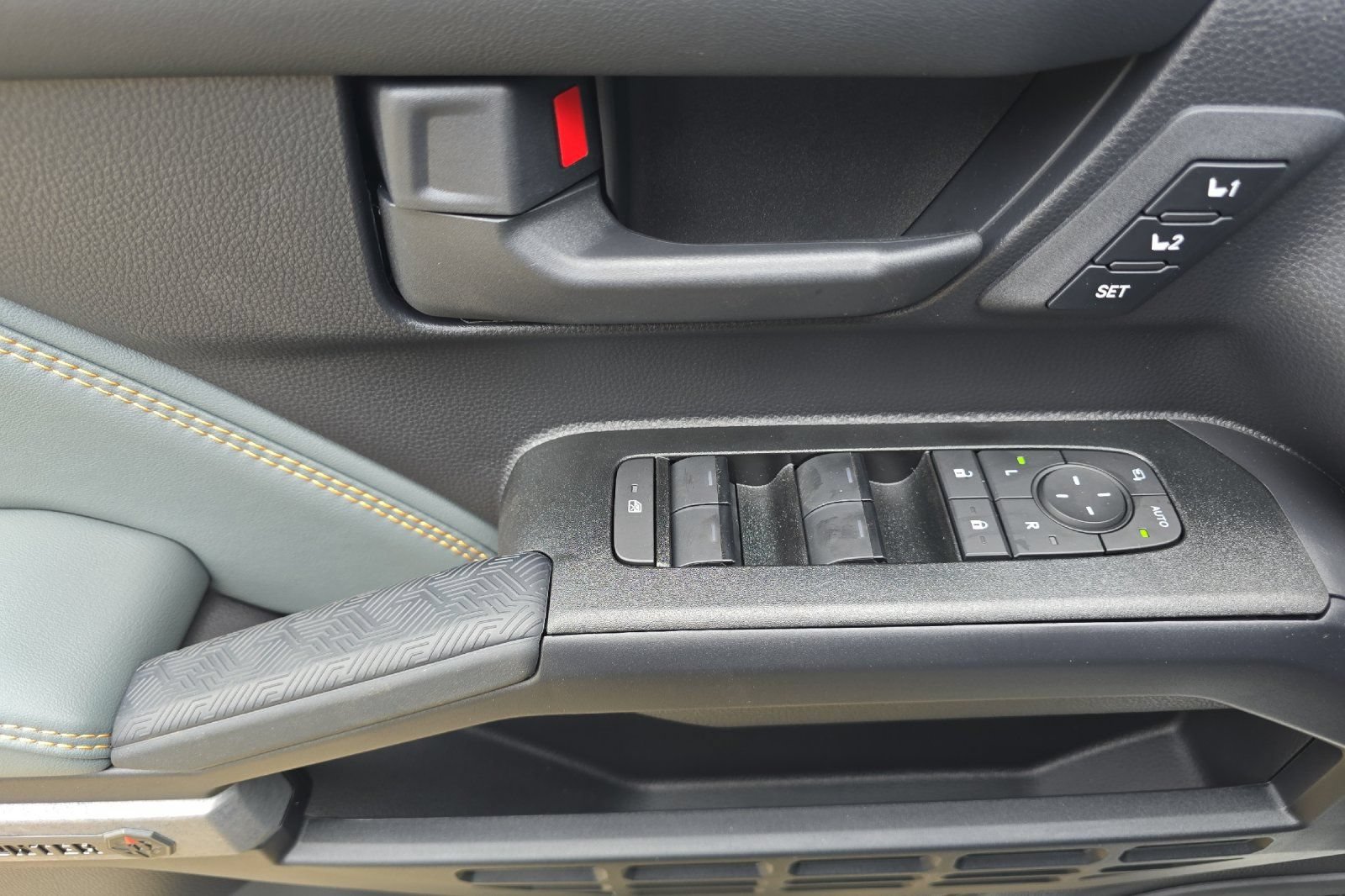 New 2026 Toyota 4Runner Trailhunter AWD/4WD image 8