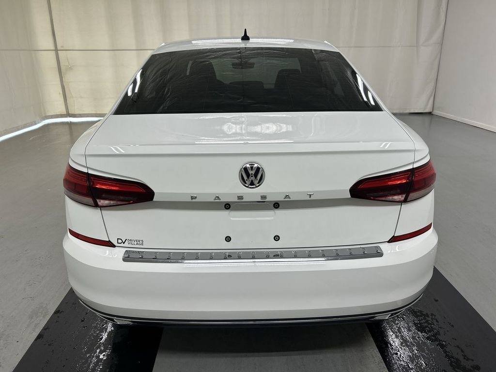 Used 2021 Volkswagen Passat 2.0T SE FWD image 21
