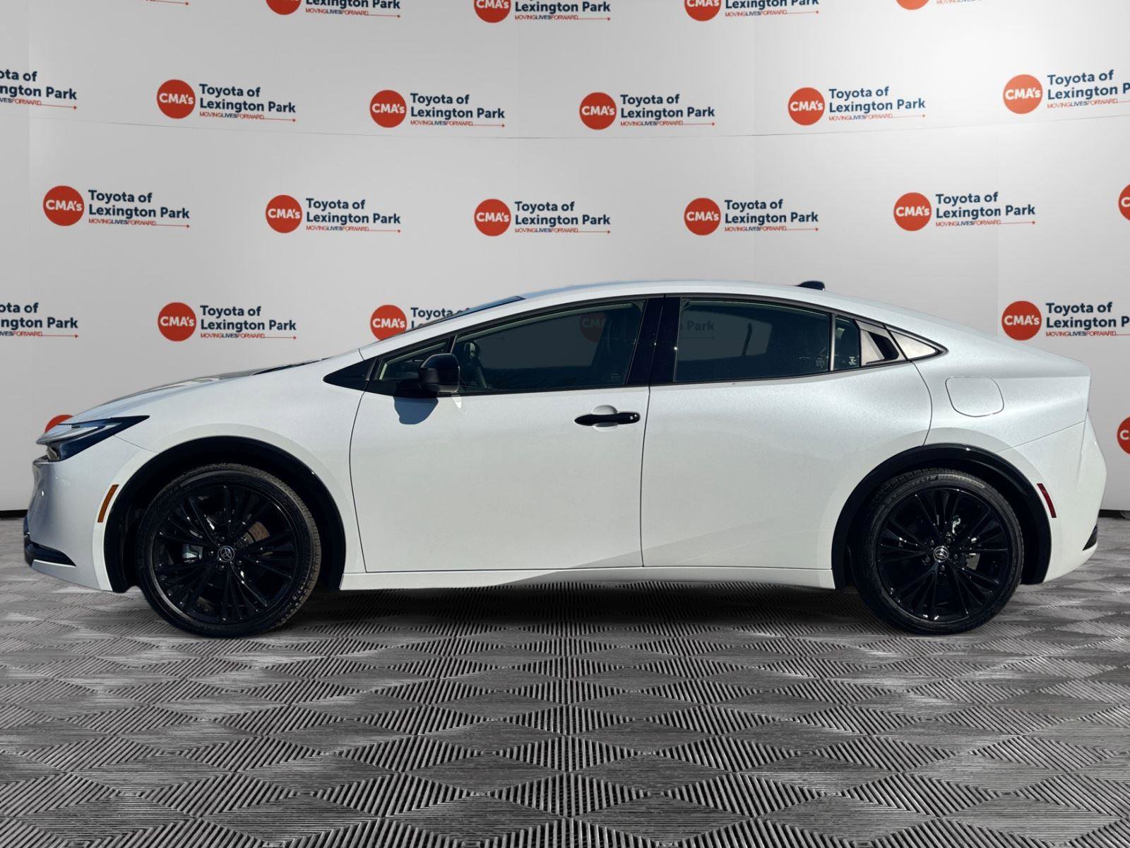 New 2026 Toyota Prius Plug-In Hybrid image 4