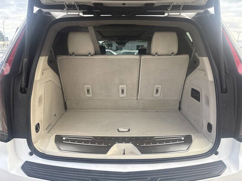 Used 2021 Cadillac Escalade Sport Platinum image 22