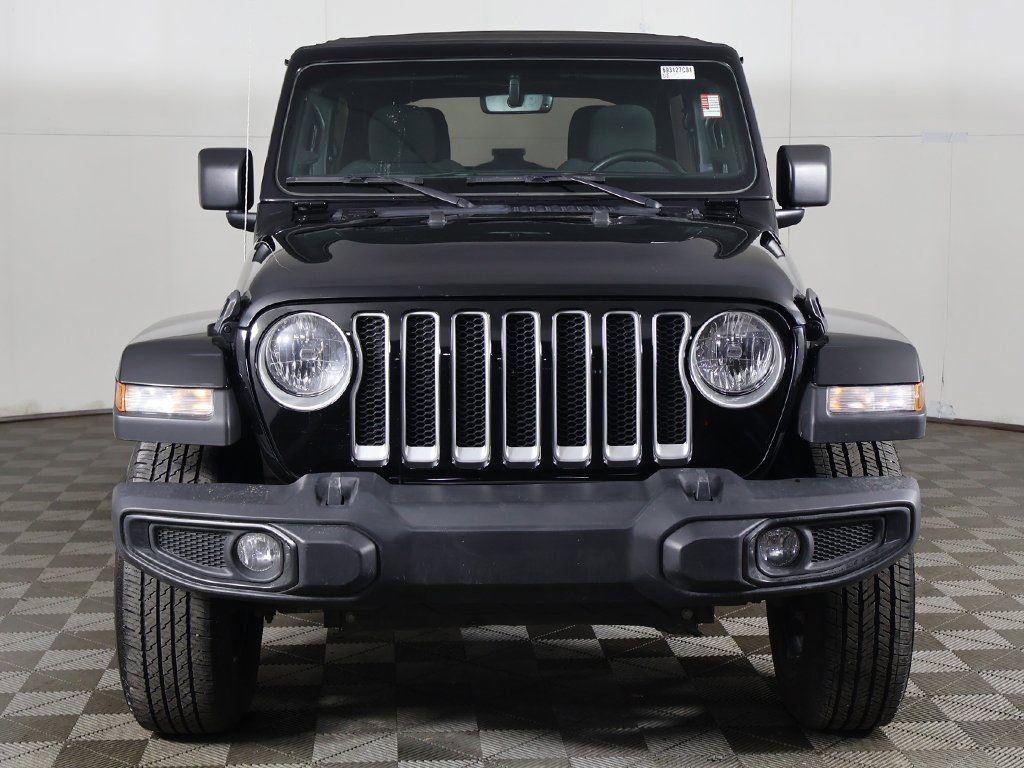 Used 2023 Jeep Wrangler Unlimited Sahara AWD/4WD image 8
