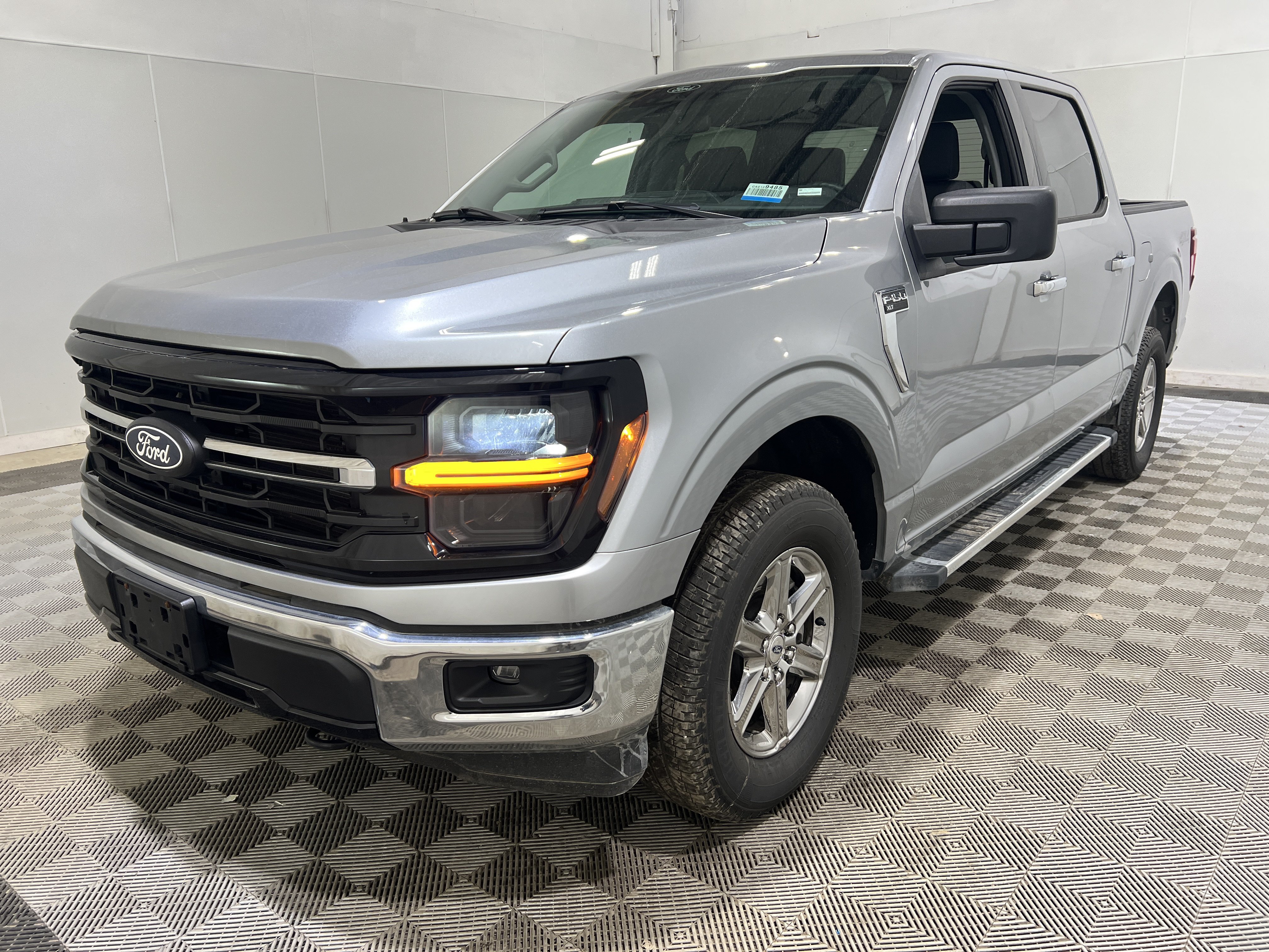 Used 2025 Ford F150 XLT w/ Equipment Group 301A Standard AWD/4WD image 1