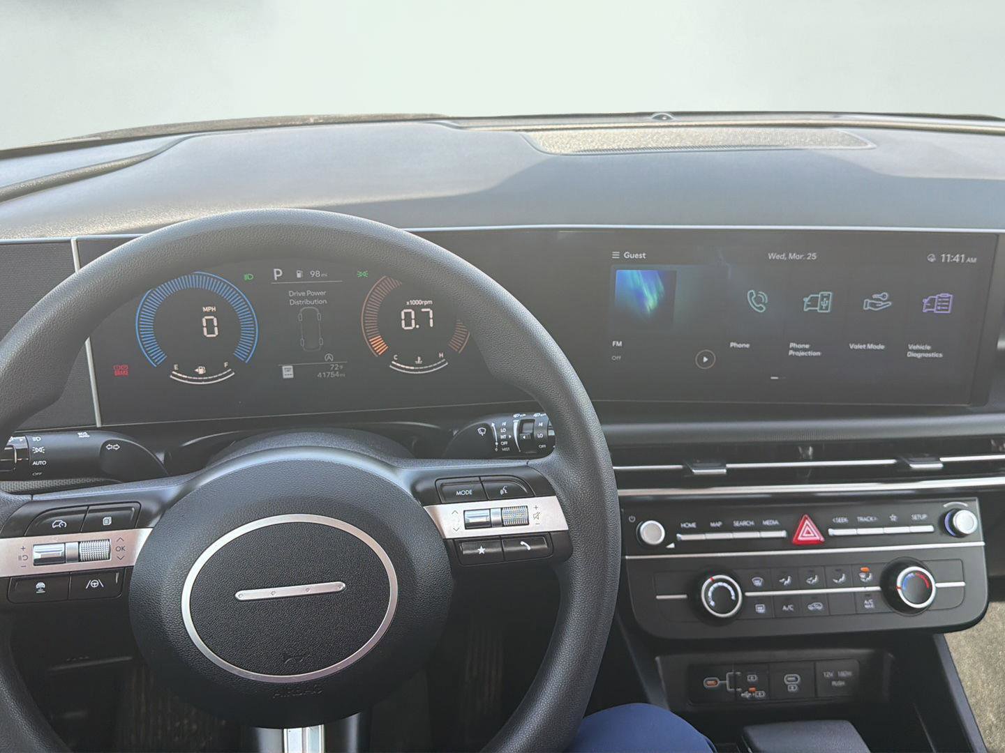 Used 2025 Hyundai Tucson SE image 10