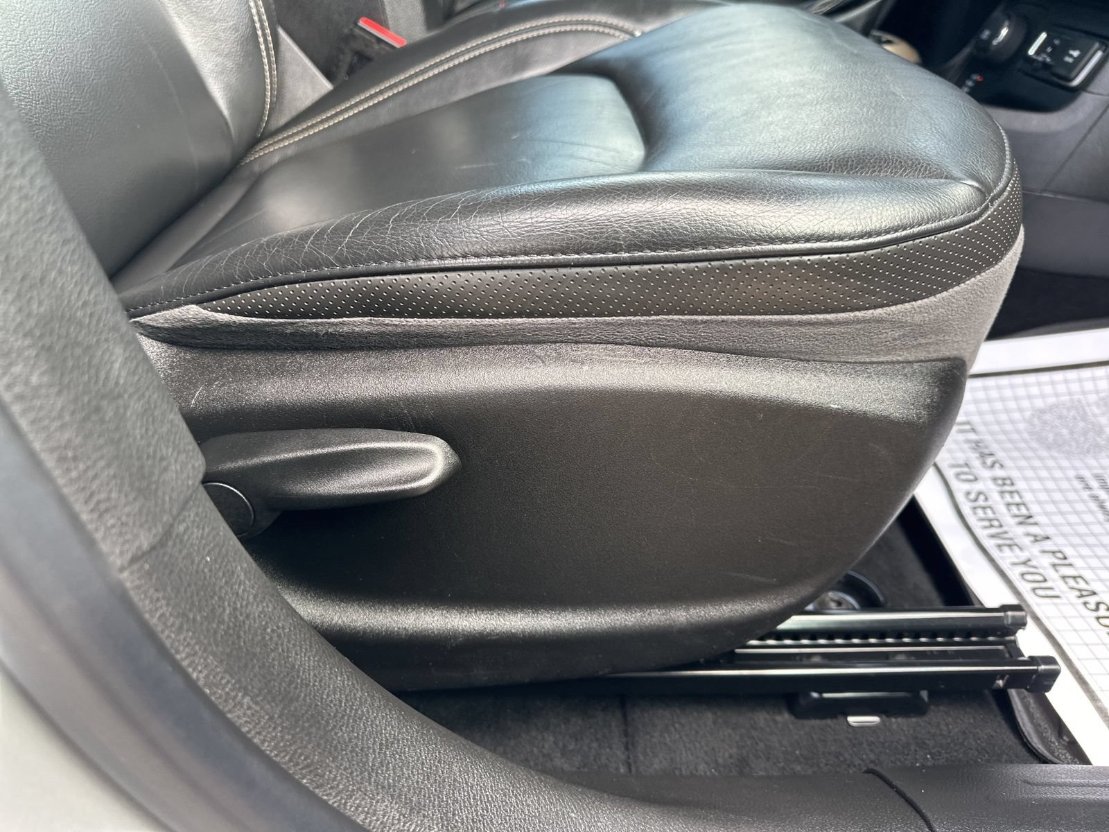 Used 2016 Jeep Renegade Limited AWD/4WD image 35