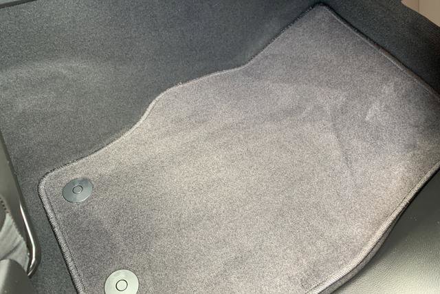 New 2025 Jeep Grand Cherokee Altitude image 39