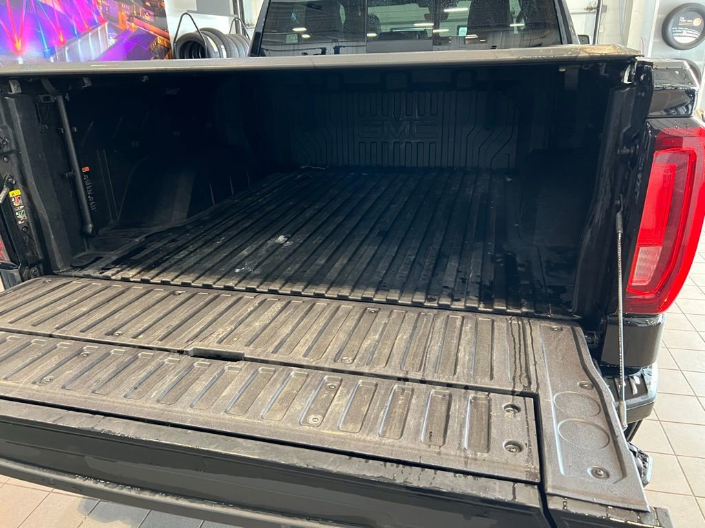 Used 2023 GMC Sierra 1500 Denali Ultimate image 12