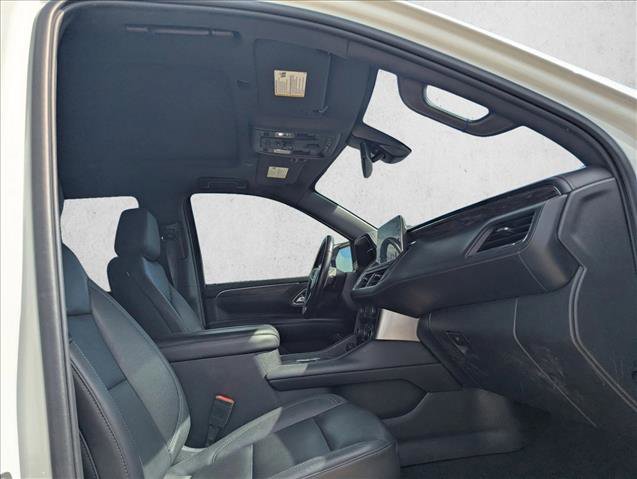 Used 2022 Chevrolet Tahoe LT w/ LT Signature Package RWD image 15