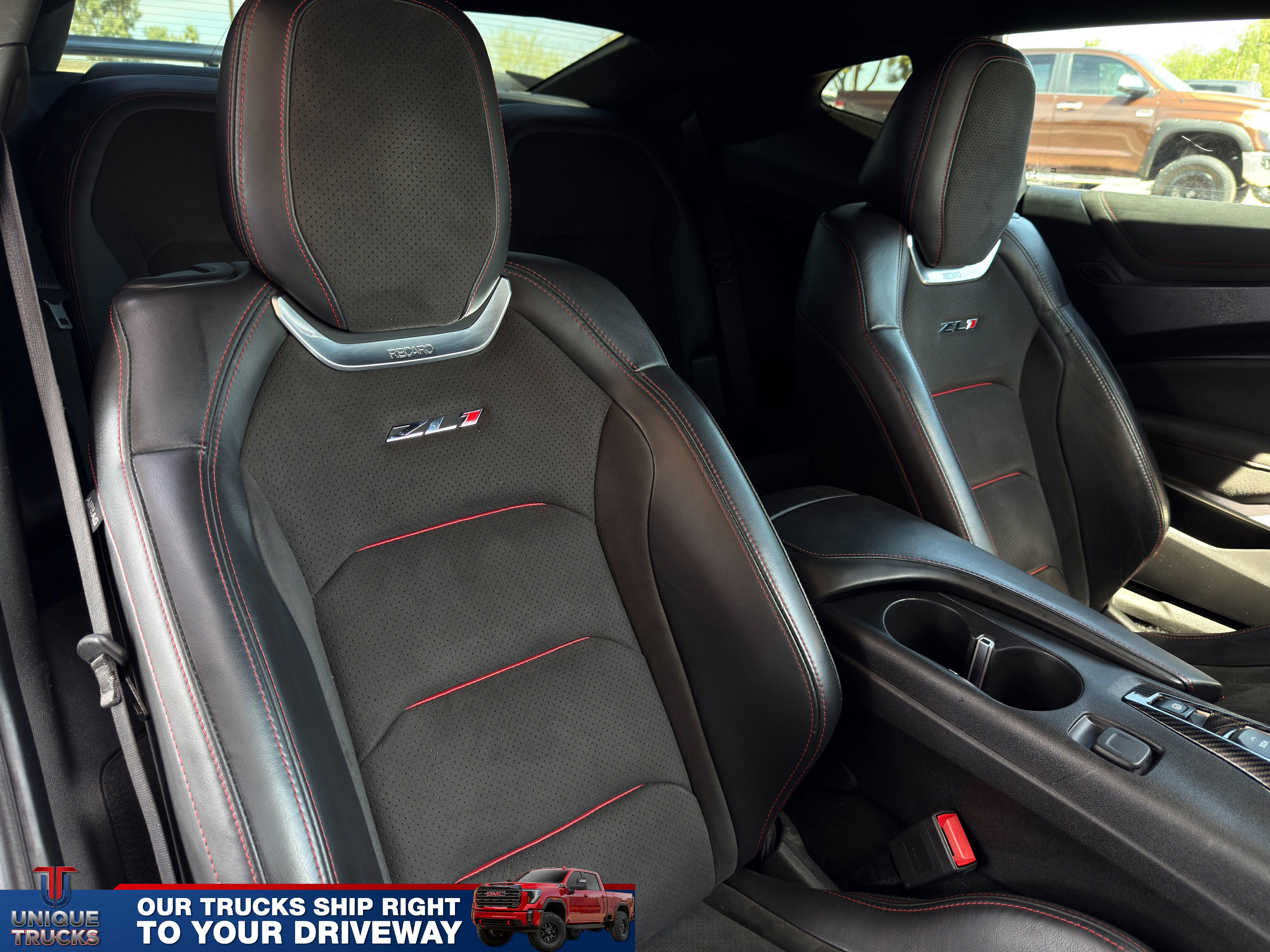 Used 2021 Chevrolet Camaro ZL1 RWD image 23